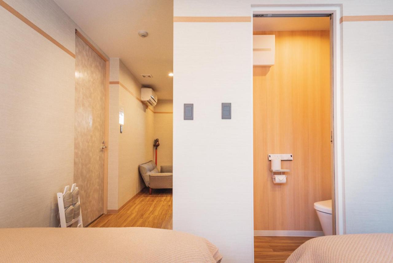 谷町君・星hotel・道頓福居 Осака Екстер'єр фото