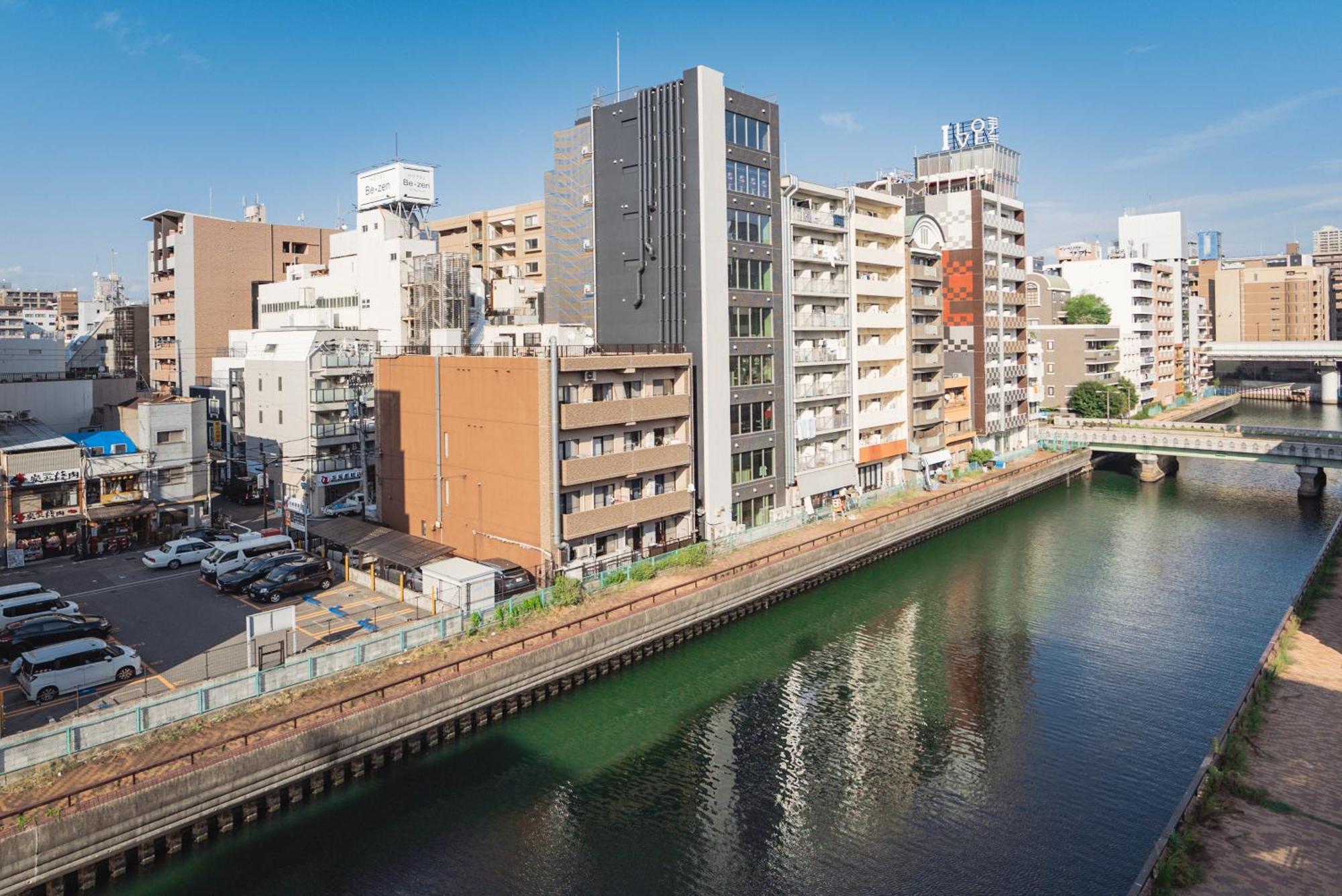 谷町君・星hotel・道頓福居 Осака Екстер'єр фото